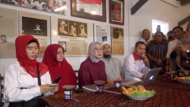 
 Akui Berbohong, Ratna Sarumpaet Minta Maaf
