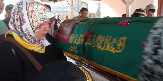 
 Ira Aryani Romli Caleg Perempuan Tamsel yang Empati