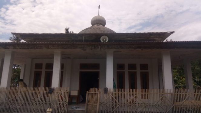 
 Satu Kampung Selamat dari Tsunami Selat Sunda