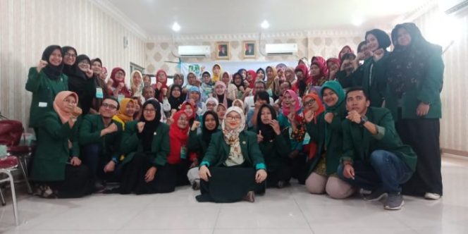
 Pascasarjana UHAMKA Gelar Pemberdayaan Masyarakat Hadapi Masalah Kesehatan di Bekasi