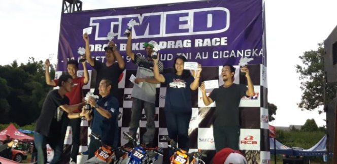 
 VLOC Racing Team Borong 4 Piala Drag Race TMED 2019 Bogor