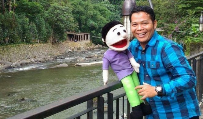 
 Distorsi Sejarah Lewat Media Dongeng
