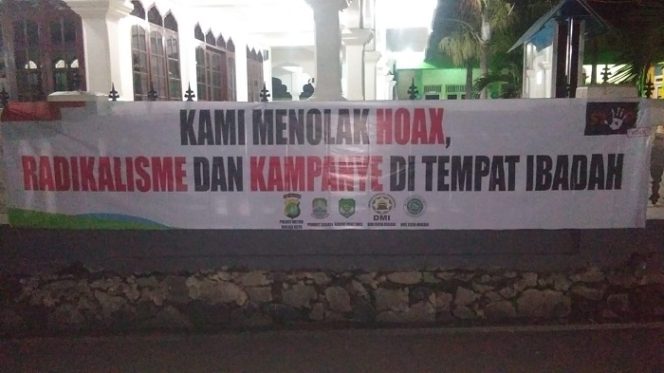 
 PKS Pertanyakan Agenda Dibalik Pemasangan Spanduk Anti Hoax dan Radikalisme di Masjid