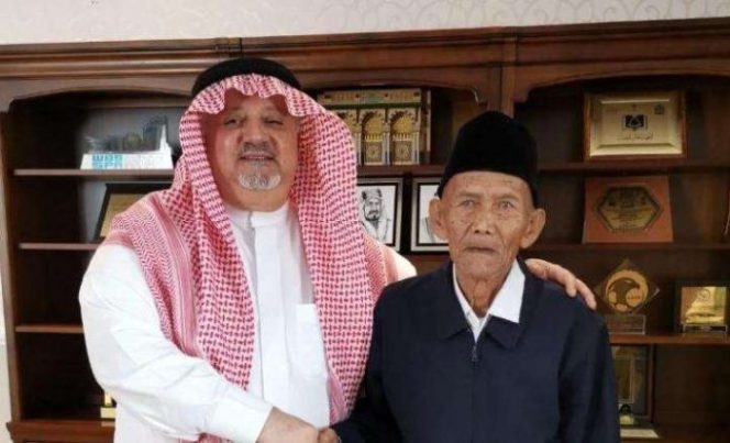 
 Raja Salman Undang Kakek 130 Tahun Asal Indonesia Naik Haji