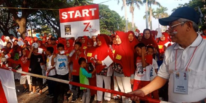 
 Hampir Seribu Orang Mengikuti Jalan Sehat Merdeka bersama Keluarga PKS Tambun Utara