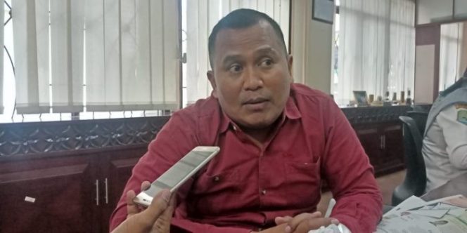 
 Polemik Kartu Sehat, F-Golkar Pastikan KS Masih Berjalan