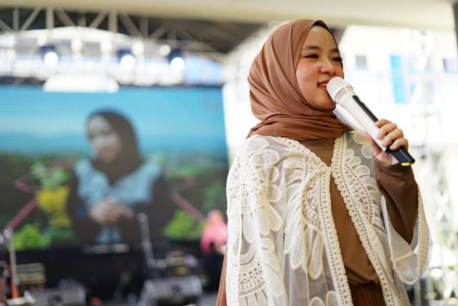 
 Nissa Sabyan Semakin Bersemangat Jadi Duta Kemanusiaan