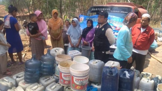 
 FORDAI Gelar Baksos Air Bersih di Cibarusah