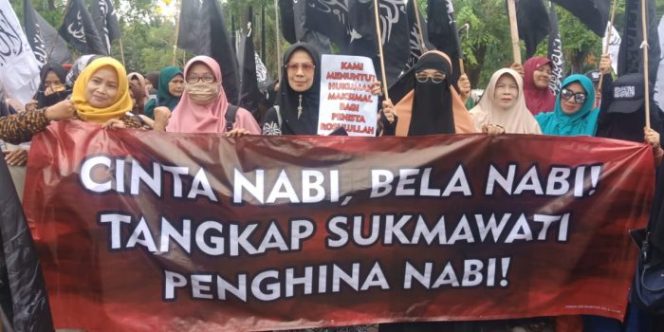 
 Forum Solidaritas Bela Nabi Desak Penegak Hukum Tangkap Penghina Nabi