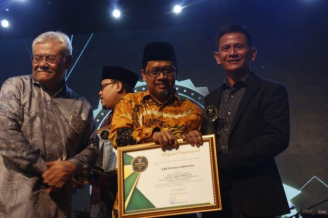 
 U-Care Indonesia Raih Penghargaan LAZ Terbaik se-Jawa Barat