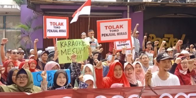 
 Tokoh Masyarakat: Keberadaan Karaoke ‘Plus-plus’ Ancam Masa Depan Anak-anak Sekitar