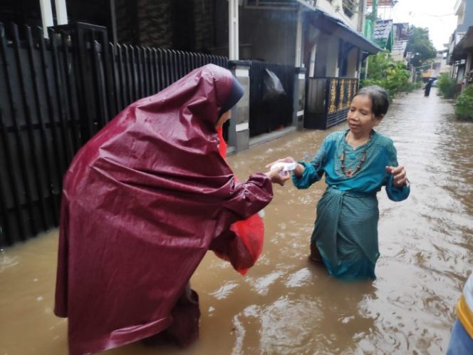 
 Bekasi Banjir, Heri Koswara Instruksikan Kader PKS Bekasi Bangun Posko