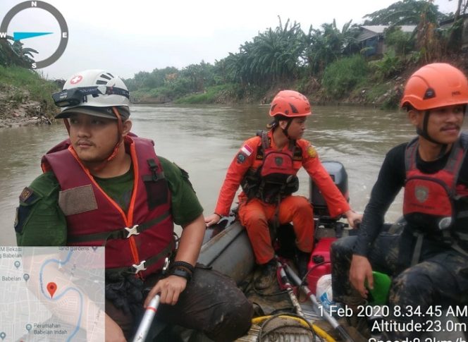 
 Seorang Bocah Tenggelam di Kali Bekasi, Tim SAR Lakukan Pencarian