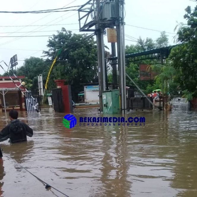 
 Banjir di Kota Bekasi Sebabkan 90 Titik Banjir, 5 Wilayah Longsor, 4 Korban Meninggal Dunia dan 391 Sekolah Terendam