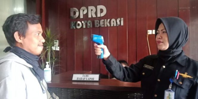 
 Gedung DPRD Kota Bekasi Terapkan Skrining Covid-19