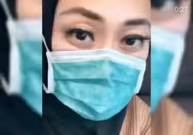 
 Bupati Karawang Cellica Nurachadiana Positif Corona