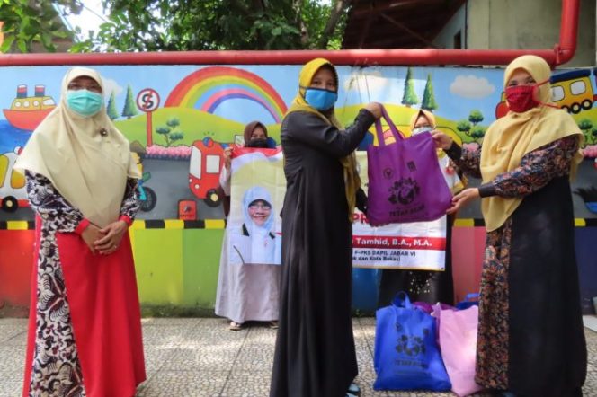 
 DPR Usulkan Gubernur RK Berlakukan PSBB Seluruh Jabar