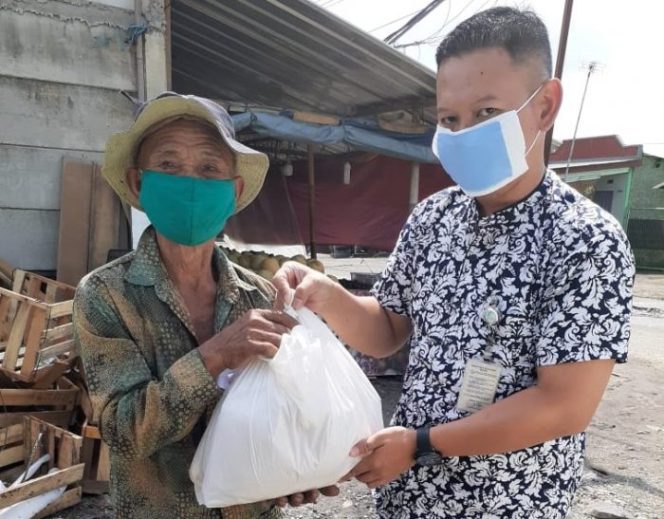 
 PDAM Tirta Bhagasasi Kembali Salurkan Bantuan Sembako