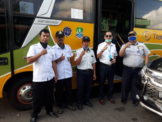 
 Dirut PDMP Trans Patriot Pantau Langsung Protokol Kesehatan Penumpang Bus