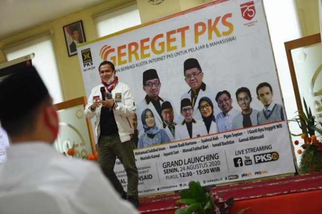 
 GEREGET PKS Diluncurkan, PKS Desak Jokowi Berikan Kuota Internet Gratis bagi Pelajar dan Mahasiswa