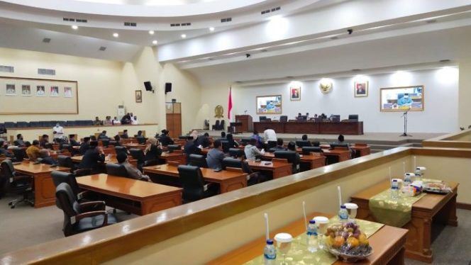 
 Isi Kekosongan, Mohamad Nuh Jadi Ketua Sementara DPRD Kabupaten Bekasi