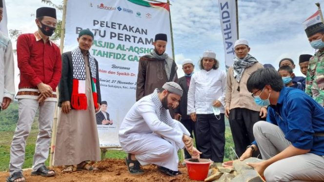 
 Yayasan Tahfidz Gaza dan FKUI Bangun Masjid Al Aqsho di Jonggol