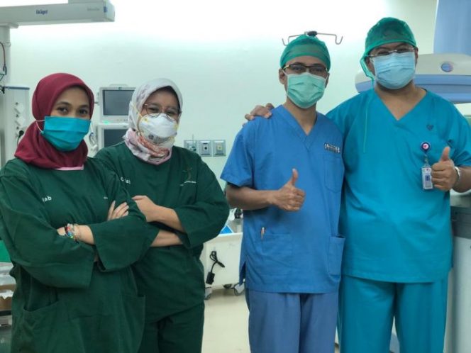 
 Kegiatan Tindakan Intervensi Pada Penyakit Jantung Bawaan Tanpa Menggunakan Fluroskopi Pertama Di Bekasi