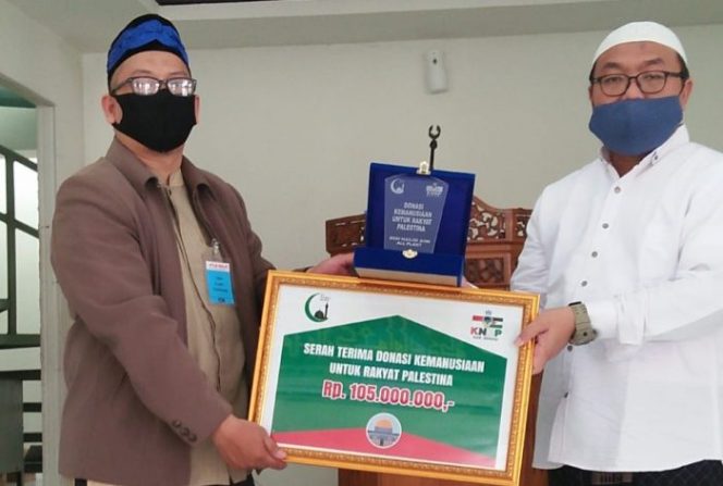 
 DKM Al Haqqul Mubien PT AHM Salurkan Bantuan Musim Dingin untuk Palestina