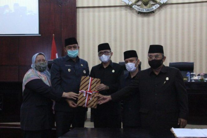 
 Sidang Paripurna Setujui Raperda Menjadi Perda Kota Bekasi
