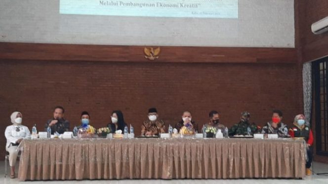 
 Ketua DPRD Kota Bekasi Harap Aspirasi Musrenbang Pondok Gede 2021 Bisa Terealisasi Tahun 2022 Sejalan Visi- Misi Pemkot Bekasi