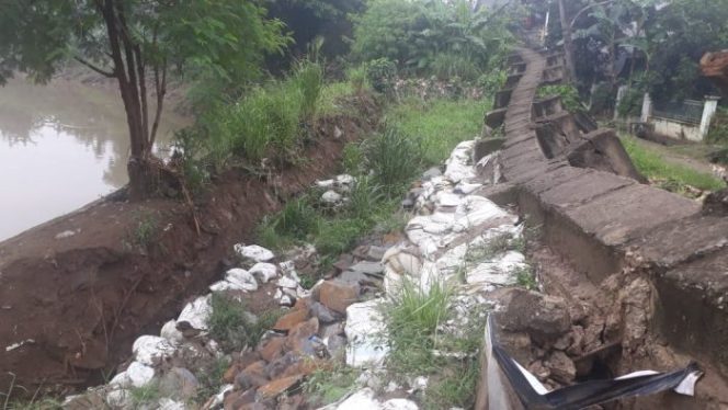 
 Tanggul Roboh, Warga PGP Berharap Ada Penanganan Serius dari Pemerintah