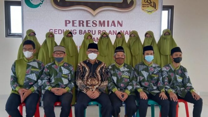 
 Jelang Ramadhan, Ketua DPRD Kota Bekasi Resmikan Rumah Qur’an An Nahl