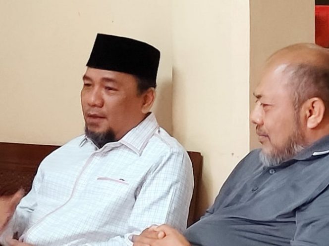 
 Heri Koswara Silaturahmi ke KH Ahmad Salimin Dani
