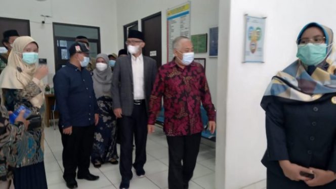 
 Chairoman J Putro melakukan kunjungan ke Yayasan Amanah Bangsa yang dibina Din Syamsuddin