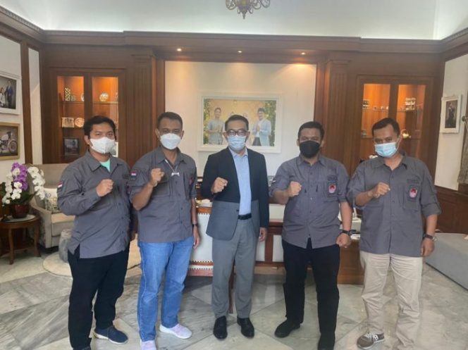 
 Bertemu Ridwan Kamil, Muhammad Kamil Bahas Petani Milenial