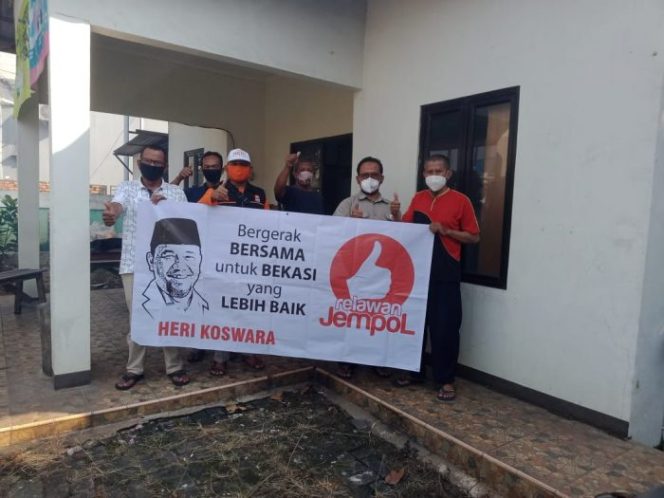 
 Fasilitasi Fogging, Warga Bojong Menteng Ucapkan Terima Kasih kepada Heri Koswara