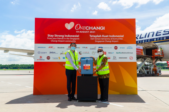 
 Komunitas Singapore Changi Airport Donasikan Konsentrator Oksigen   kepada Indonesia untuk Perangi COVID-19