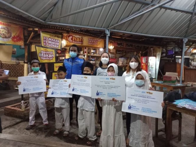 
 Rayakan Tahun Baru Islam dan Kemerdekaan, Teladanku Gandeng Taichan Bamboo Santuni Yatim