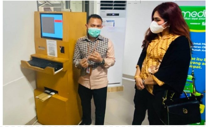 
 BPJS Kesehatan Tinjau Langsung Efektivitas Sistem Antrean Online di RS Hermina Galaxy