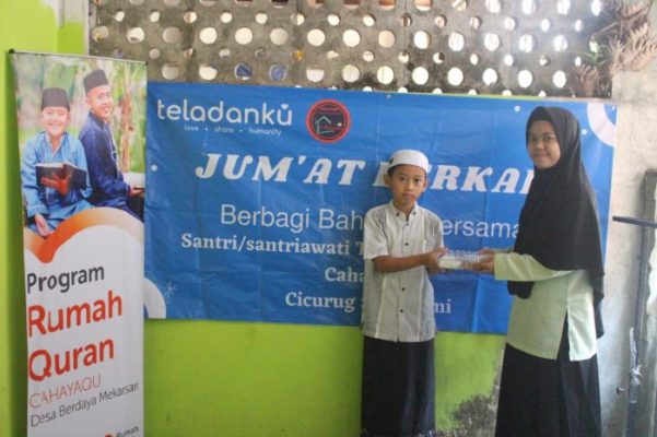 
 Jum’at Berkah Teladanku dengan Santri Pondok Tahfidz Rumah Qur’an Cahaya-Qu Cicurug Sukabumi