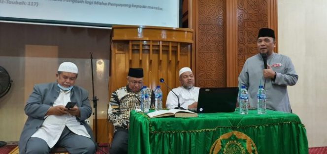 
 Bangun Komunikasi dengan Tokoh Agama, Heri Koswara Sambangi Jamaah Pengajian Ustadz Salimin Dani