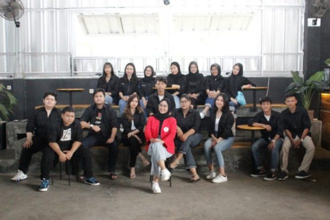 
 Mahasiswa Universitas Mercu Buana Gelar Webinar Melampaui Target