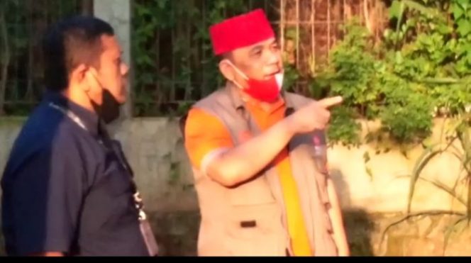 
 Respons Cepat Heri Koswara Bantu Korban Longsor Jatiranggon