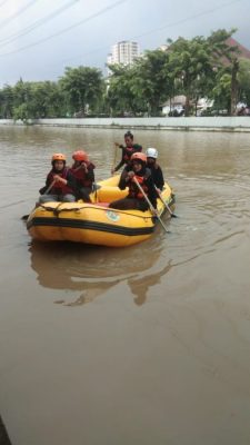 
 Water Rescue Jadi Pilihan Latgab Pramuka Peduli Kwarcab Kota Bekasi Bersama Racana UNJ