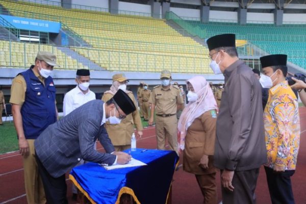
 Pemkot Bekasi dan Perwakilan BPKP Provinsi Jabar Tandatangani Komitmen Bersama tentang Anti Korupsi
