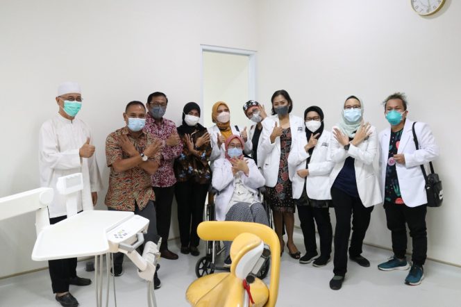 
 RSUD dr. Chasbullah Abdulmadjid Resmikan Poliklinik Dental Aestetic
