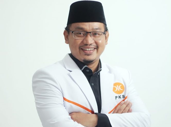 
 Sardi Effendi Minta Bappelitbangda Masukkan Perbaikan Gedung SMPN 13 Dalam RKPD Perubahan