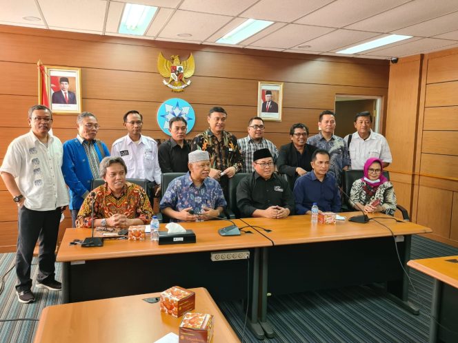 
 Ketua Dewan Pers Beri Kesempatan SMSI Mendaftarkan Seluruh Anggotanya untuk Didata, Demi Perlindungan Perusahaan Pers