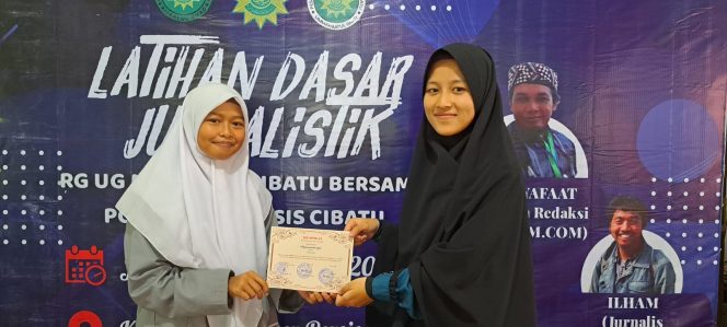 
 Ratusan Pelajar Di Garut Dibekali Pelatihan Dasar Jurnalistik