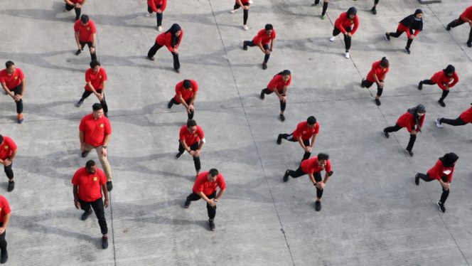 
 Senam Sehat Senam Produktif Pegawai Kantor Imigrasi Bekasi